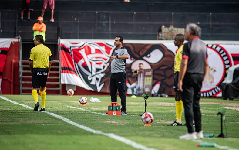 Rodrigo Chagas dá recado à equipe alternativa do Vitória após estreia - Imagem