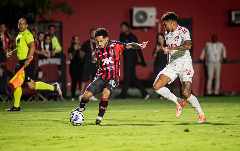 Vitória e Inter terão caminhos idênticos na reta decisiva da Série A - Imagem
