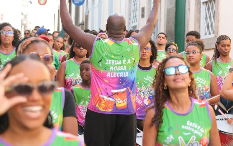 Cristãos no Carnaval: blocos evangélicos dividem opiniões dos fiéis em Salvador - Imagem