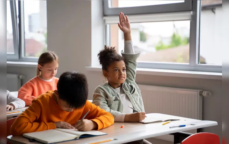 Escolas públicas terão nova disciplina obrigatória a partir de 2026 - Imagem