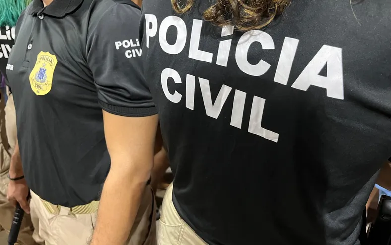 Idoso é preso por injúria racial contra trabalhador no Carnaval - Imagem