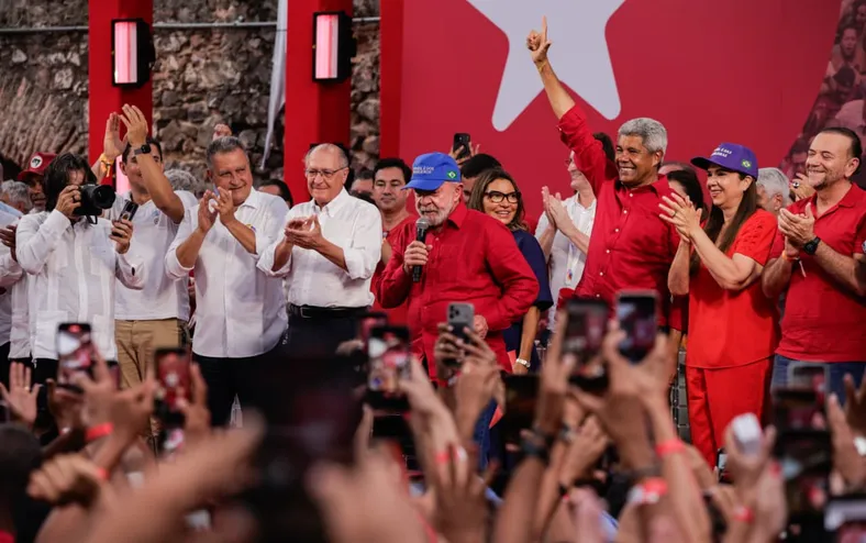 Lula dá pontapé na campanha em festa do PT na Bahia - Imagem