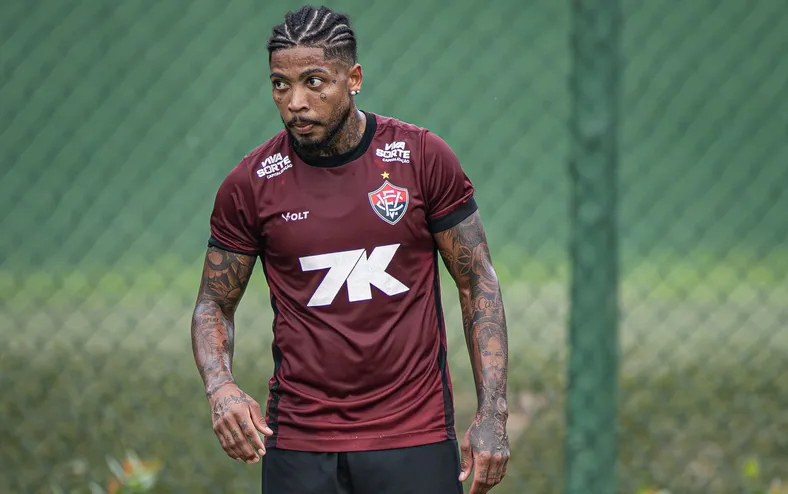 Marinho reestreia pelo Vitória nesta quarta? Saiba detalhes do treino - Imagem