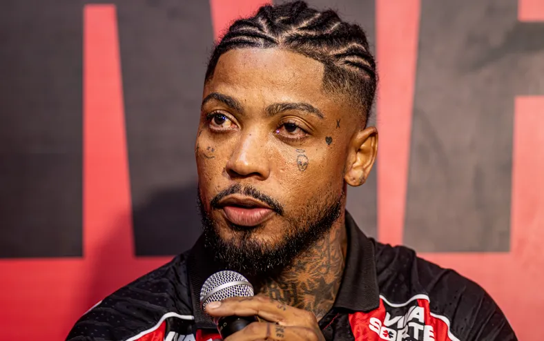 Marinho revela ter assinado streaming para assistir Vitória na Série C - Imagem