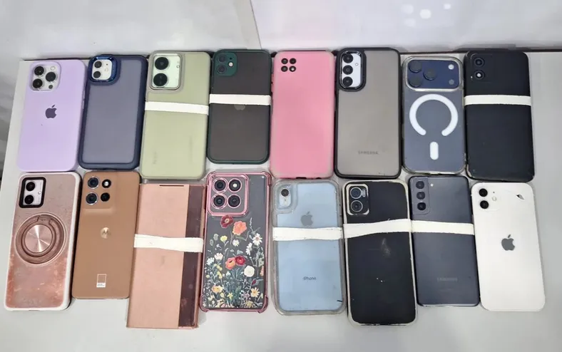 Mulher é presa com mais de 10 celulares furtados durante o Furdunço - Imagem