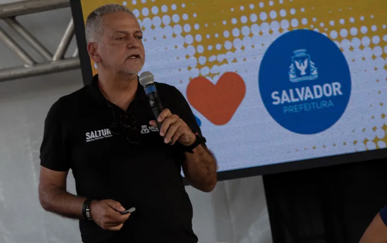 "O Verão da década aqui de Salvador", aponta Isaac Edington - Imagem