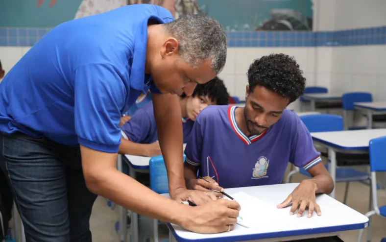 Quer atuar nas escolas estaduais? Veja como se inscrever - Imagem