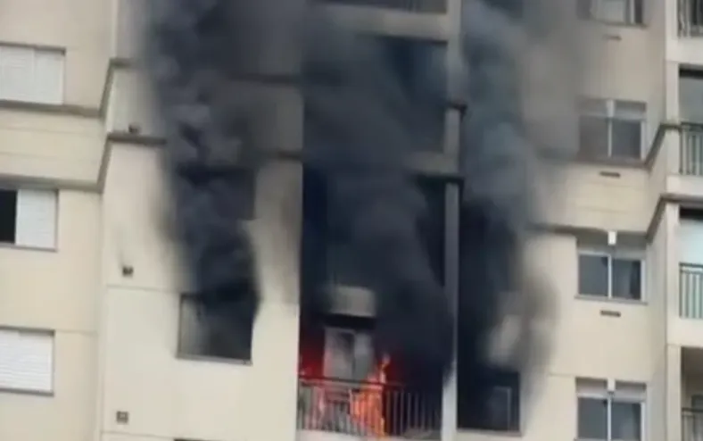 “Socorro, está pegando fogo”: homem pediu ajuda por WhatsApp antes de morrer - Imagem