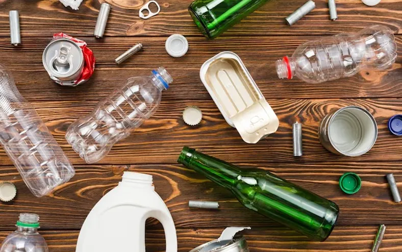 Supermercados vão pagar por latas e garrafas vazias; entenda - Imagem