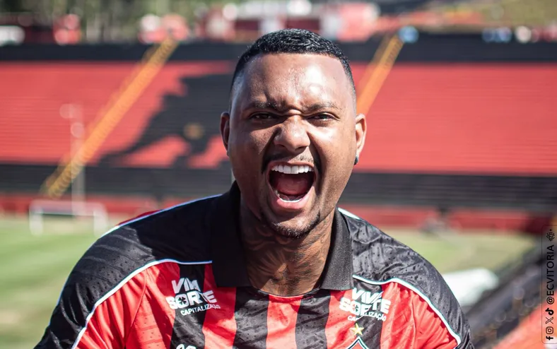 Vitória anuncia contratação de zagueiro, que já pode jogar o Ba-Vi - Imagem