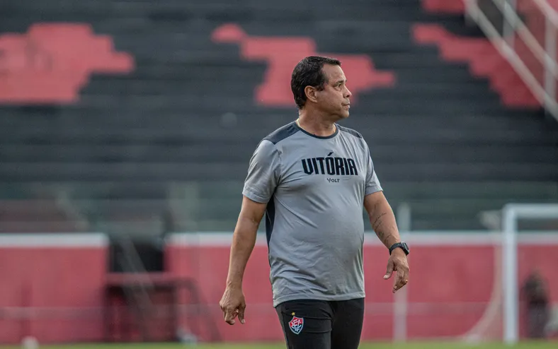 Vitória relaciona time alternativo com destaques da Copinha; veja - Imagem