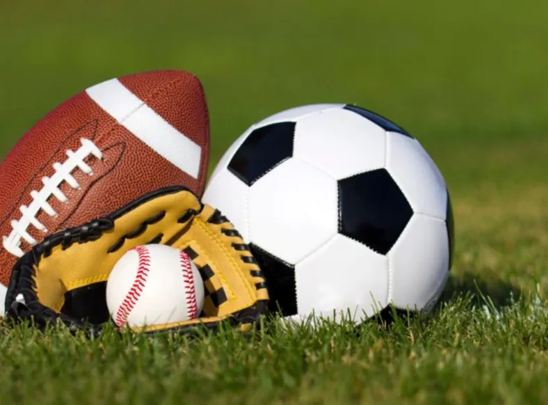 Apenas 4 de futebol estão entre os 50 times mais valiosos do mundo - Imagem