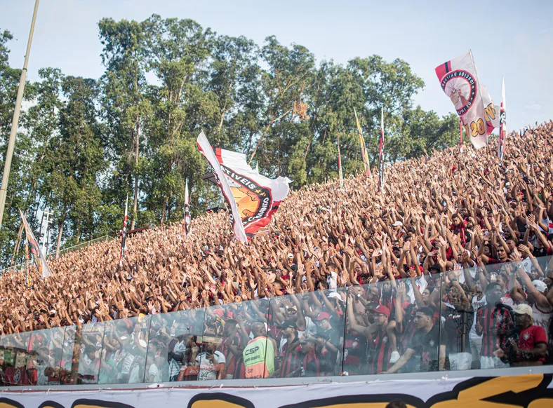Bragantino x Vitória: onde assistir, escalações, desfalque, arbitragem - Imagem