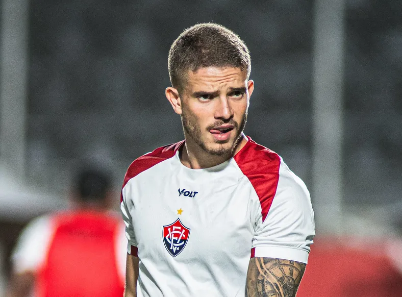 Fora dos planos, meio-campista é emprestado para clube da Série B - Imagem