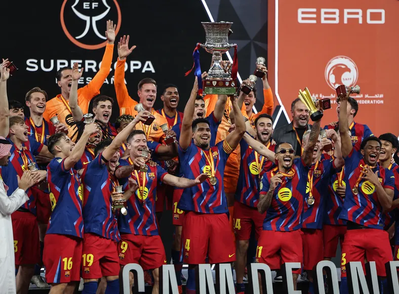 Raphinha decide, Barcelona vence o Real e é bicampeão da Supercopa - Imagem