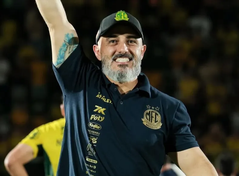 Técnico do Mirassol relembra jogos com a dupla Ba-Vi: "Muitas orações" - Imagem