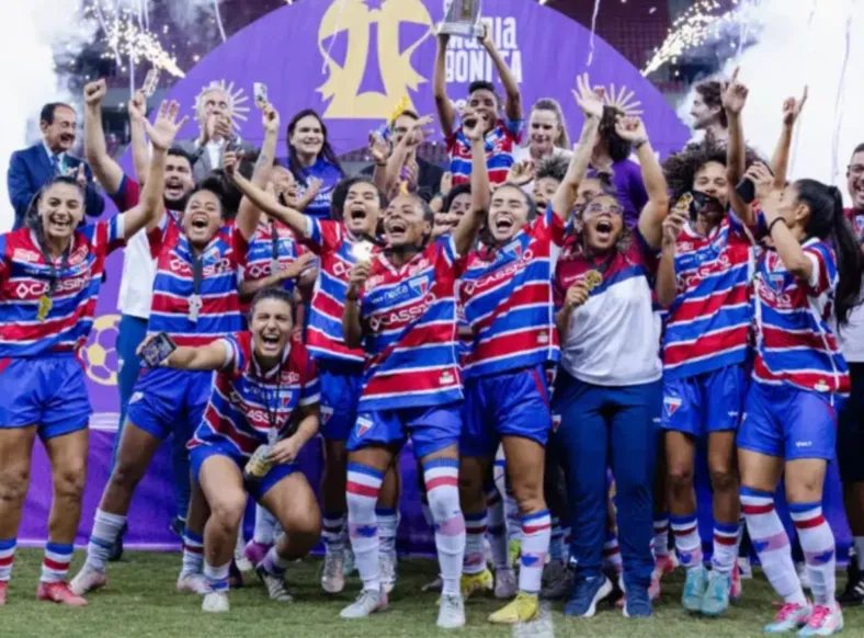 Tricolor anuncia encerramento do futebol feminino por decisão da SAF - Imagem