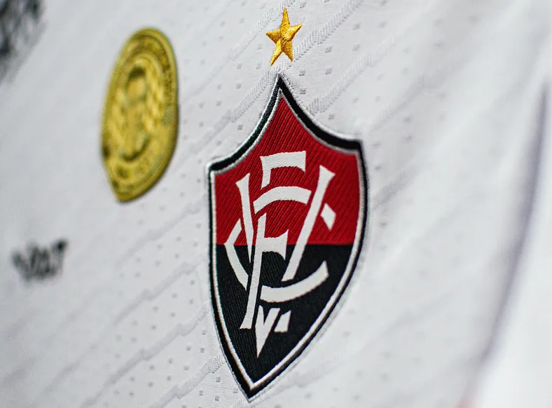 Vitória segue "batendo nas portas" de potenciais investidores para SAF - Imagem