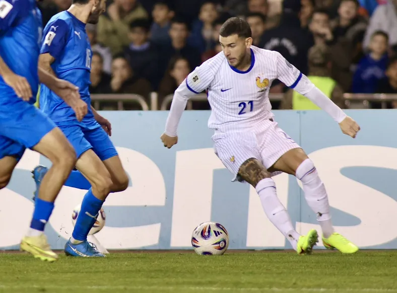 Craque do PSG e da seleção é denunciado por tráfico humano - Imagem