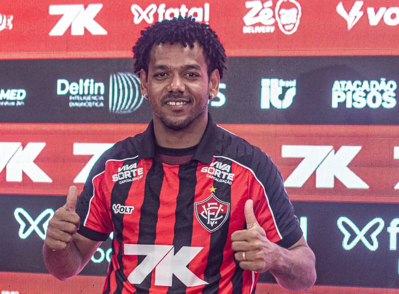 Doping por tentar ter filho? Entenda a saída de Romarinho no Vitória - Imagem