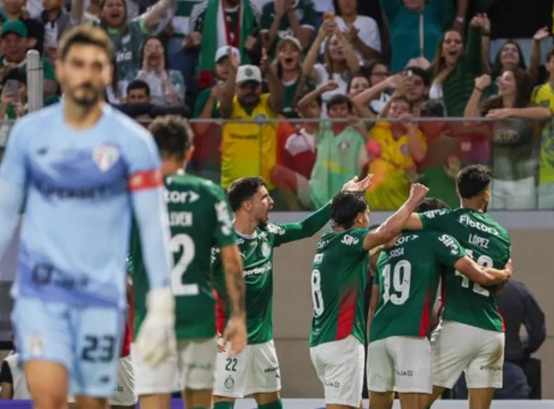Líder do Paulistão, Palmeiras vence São Paulo e afunda rival na crise - Imagem