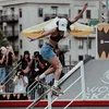 Ovacionada, Rayssa Leal avança à semifinal no Mundial de Skate Street - Imagem