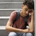 1 em cada 5 universitários brasileiros relata pensamentos de morte imagem