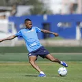 Ademir faz trabalho à parte e vira dúvida para jogo do Bahia imagem