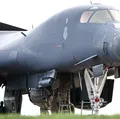 Aeronave dos EUA cai no Iraque com militares a bordo; veja detalhes imagem