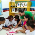 Álbum de figurinhas criado por estudantes baianas destaca mulheres cientistas imagem