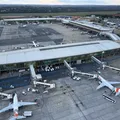 Ameaça de bomba faz passageiros desembarcarem de avião em Brasília imagem