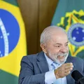 Após rumores de desistência, Lula reafirma candidatura à presidência imagem