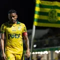 Astro do Mirassol detona Vitória após derrota no Barradão: “Jogou só por uma bola” imagem