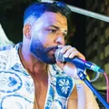 Cantor de pagode e samba de Salvador é hospitalizado após AVC imagem