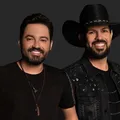 Cantor sertanejo desabafa após escapar de bombardeio em Dubai imagem