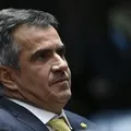 Caso Master: senador promete renunciar se houver provas contra ele imagem