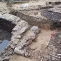 Castelo de 500 anos é achado em obra de condomínio de luxo imagem