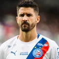 Ceni explica pênalti de Juba e diz: “Everaldo deveria ter pegado a bola" imagem