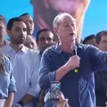 Ciro confunde gesto de apoiador com símbolo do CV: “Quer ser preso?” imagem
