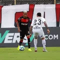 Corinthians costuma ser visitante indigesto para o Vitória; relembre imagem