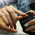 Eleitores baianos sem biometria receberão mensagens do TRE no WhatsApp imagem
