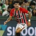 Entenda por que o futuro de Cauly no São Paulo está em risco imagem
