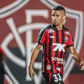 Erick lamenta ataque contra Corinthians: "Faltou mais na frente" imagem
