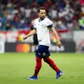 Everton Ribeiro admite culpa por pênalti e explica "jeito de bater" imagem
