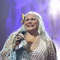 Fafá de Belém é a convidada do Conversa Brasileira deste domingo imagem
