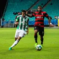 Faz tempo! Relembre últimos duelos entre Vitória e Coritiba na Série A imagem