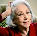 Fernanda Montenegro reflete sobre o tempo e afirma não ter mais futuro imagem