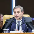 Fiador de Messias, Mendonça lamenta rejeição do indicado ao STF imagem