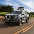 Fiat Titano tem desconto de R$ 70 mil e fica mais barata que a Toro imagem