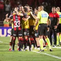 Histórico! Vitória elimina o Flamengo em noite mágica no Barradão imagem